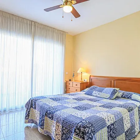 Tarongers - Only Families Holiday home *